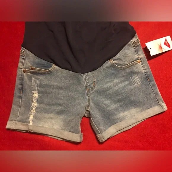 NWT Maternity Jean Shorts With Belly Panel - Picture 14 of 15